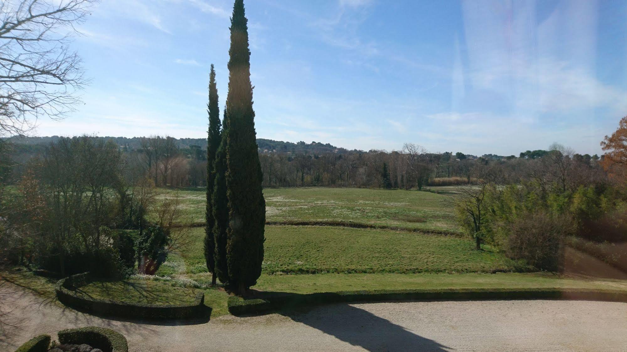Chateau Martinay Hotel Carpentras Exterior foto